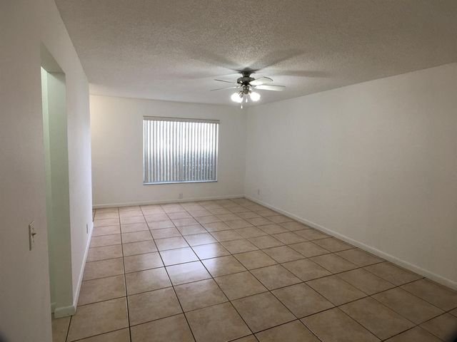 5852 Albert Road, West Palm Beach, FL 33415