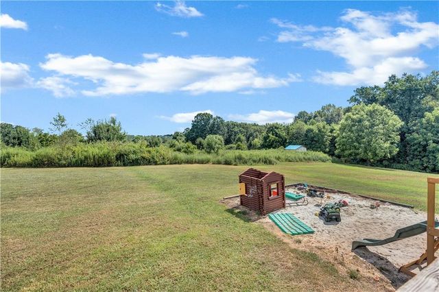 303 Hobson Road, Jasper, GA 30143