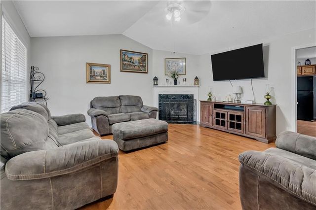 303 Hobson Road, Jasper, GA 30143