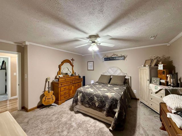 9763 Red School Road, Shoals, IN 47581