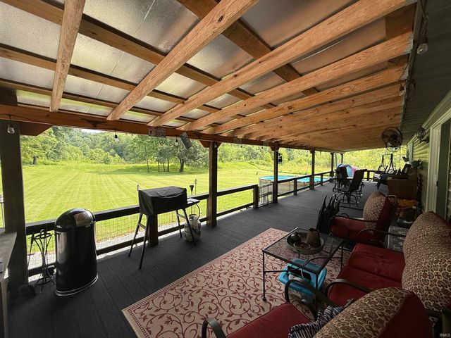 9763 Red School Road, Shoals, IN 47581