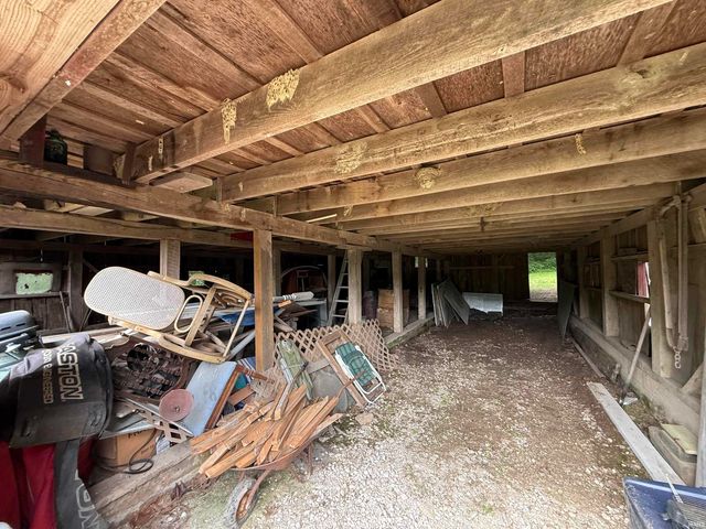9763 Red School Road, Shoals, IN 47581