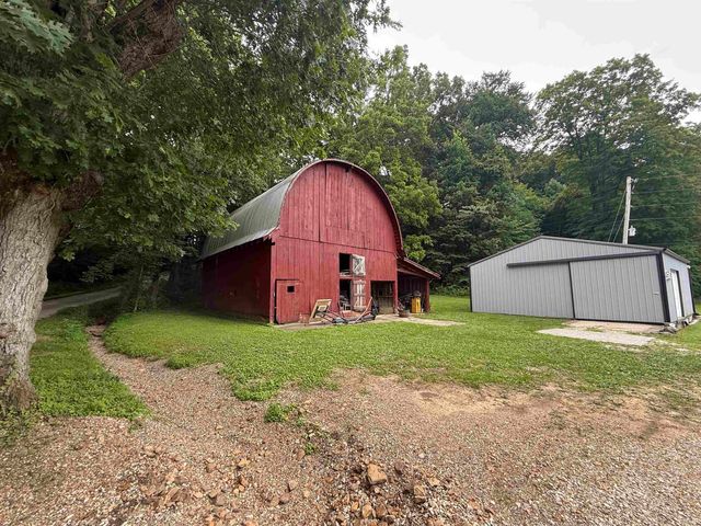 9763 Red School Road, Shoals, IN 47581