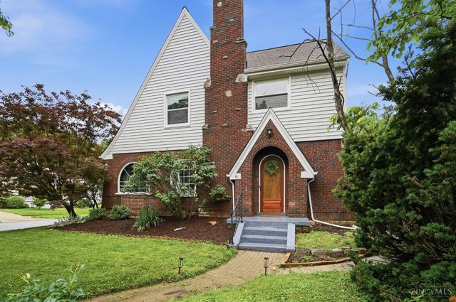 6738 Dante Avenue, Cincinnati, OH 45213