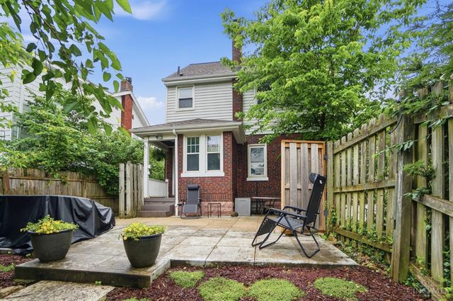 6738 Dante Avenue, Cincinnati, OH 45213