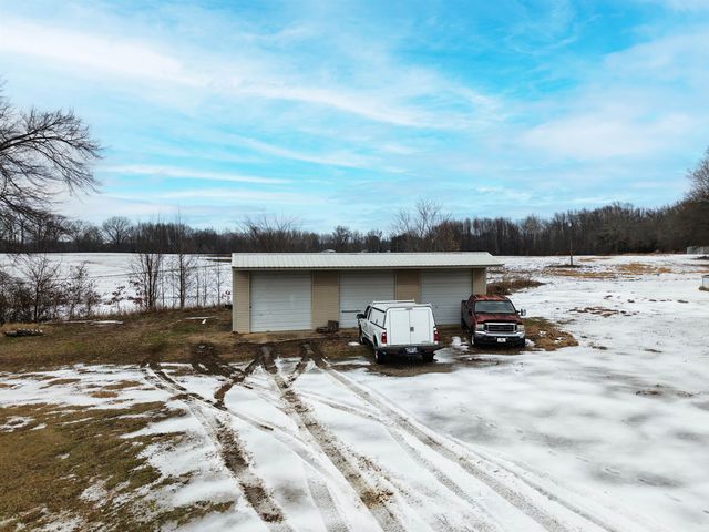 2142 HWY 70 HWY, Mason, TN 38049