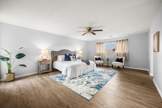 19507 Sandy Shore Lane, Humble, TX 77346