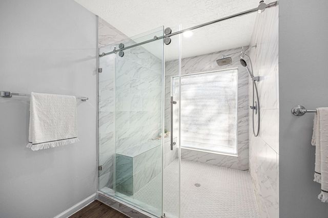 19507 Sandy Shore Lane, Humble, TX 77346