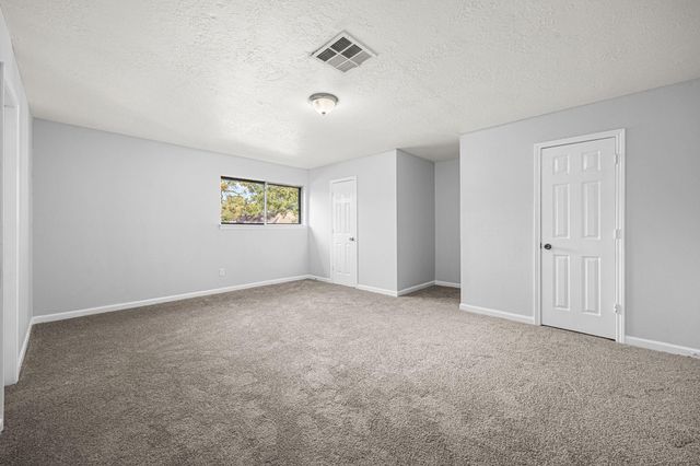 19507 Sandy Shore Lane, Humble, TX 77346