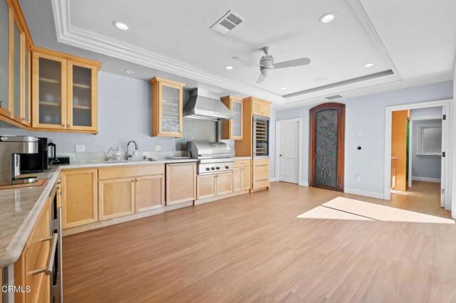 3263 New York Drive, Pasadena, CA 91107