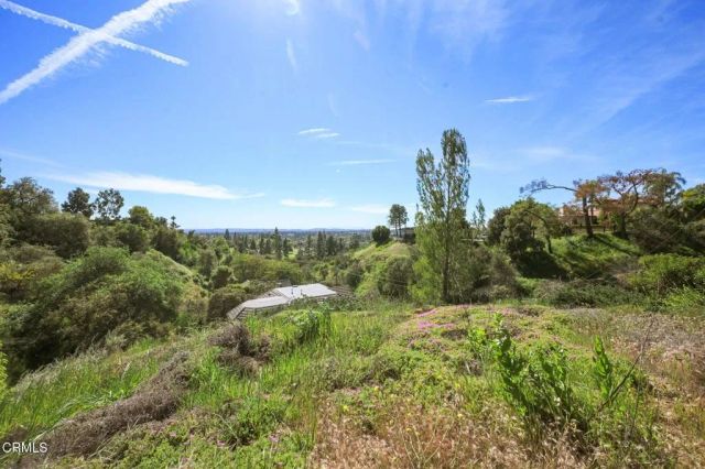 3263 New York Drive, Pasadena, CA 91107