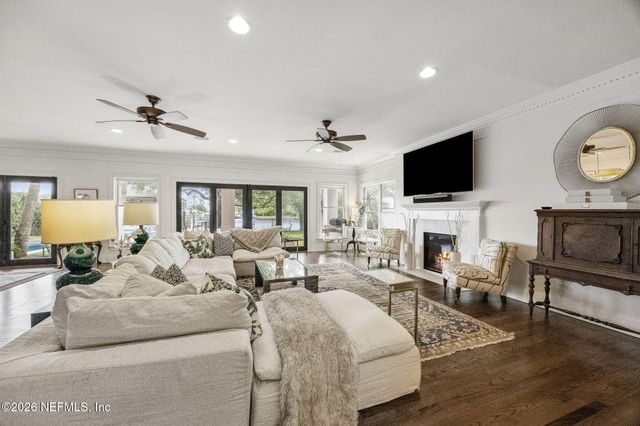 4273 VENETIA Boulevard, Jacksonville, FL 32210