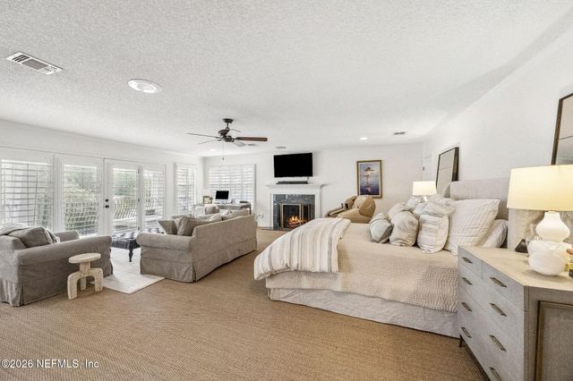 4273 VENETIA Boulevard, Jacksonville, FL 32210