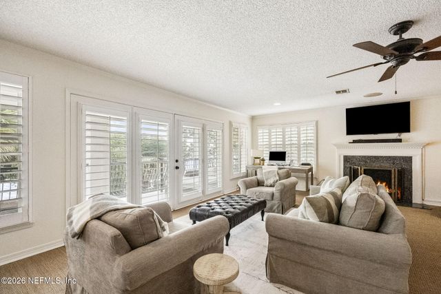 4273 VENETIA Boulevard, Jacksonville, FL 32210
