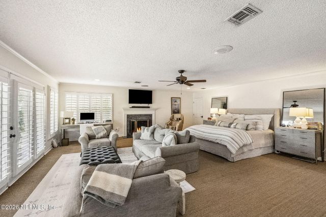 4273 VENETIA Boulevard, Jacksonville, FL 32210