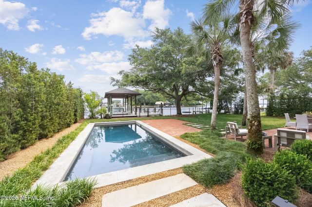 4273 VENETIA Boulevard, Jacksonville, FL 32210