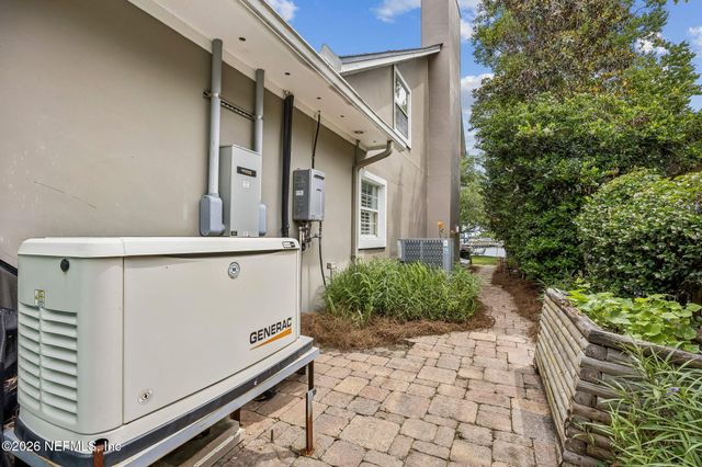 4273 VENETIA Boulevard, Jacksonville, FL 32210