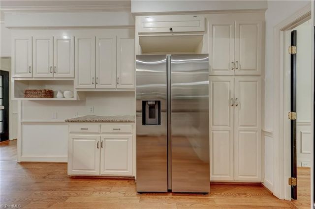 1420 Thornhill Lane, Winston-salem, NC 27106