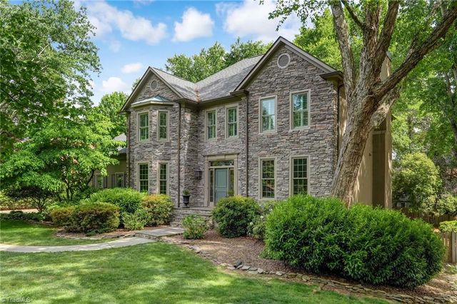 1420 Thornhill Lane, Winston-salem, NC 27106