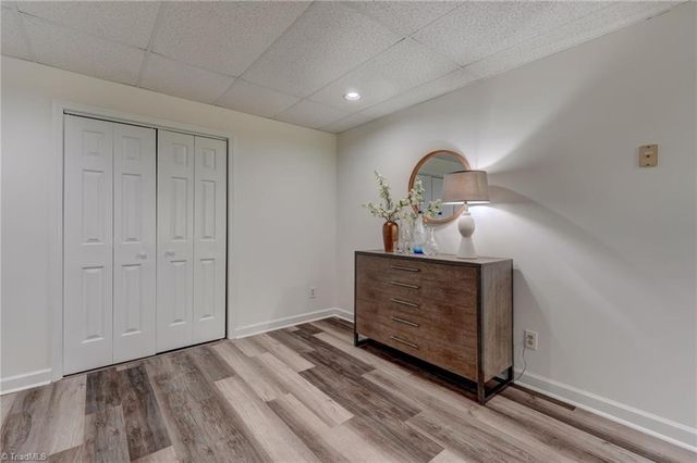 1420 Thornhill Lane, Winston-salem, NC 27106