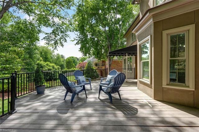 1420 Thornhill Lane, Winston-salem, NC 27106