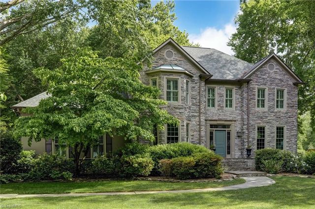 1420 Thornhill Lane, Winston-salem, NC 27106