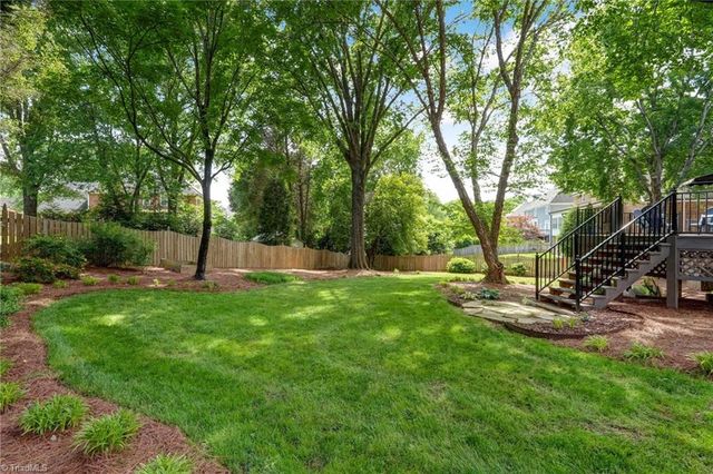 1420 Thornhill Lane, Winston-salem, NC 27106
