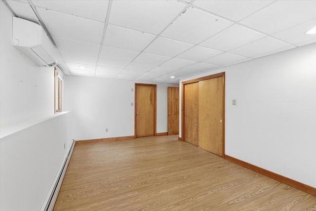 99 Rockledge Dr, Falmouth, MA 02556