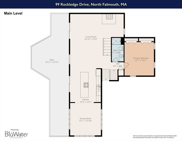 99 Rockledge Dr, Falmouth, MA 02556