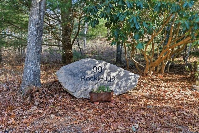99 Rockledge Dr, Falmouth, MA 02556