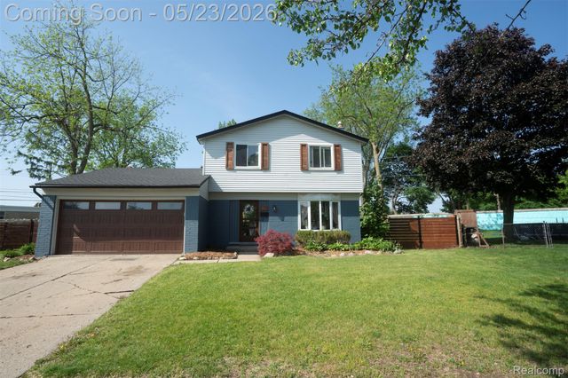 530 Sheffield Drive, Madison Heights, MI 48071