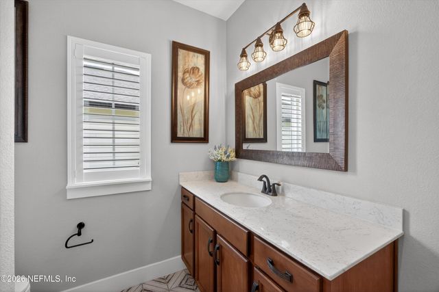 914 OAKLAND HILLS Avenue, Middleburg, FL 32068