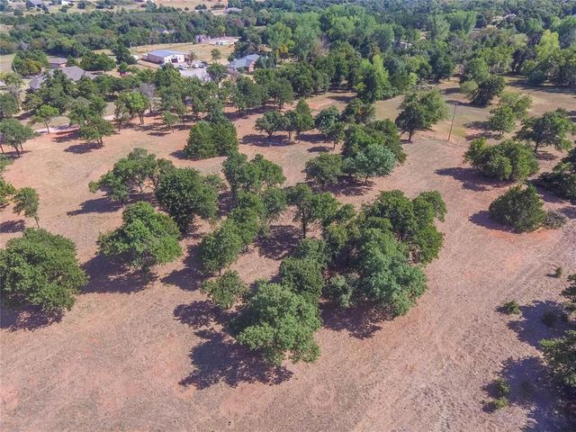 24 SW Harryman Road, Newcastle, OK 73065