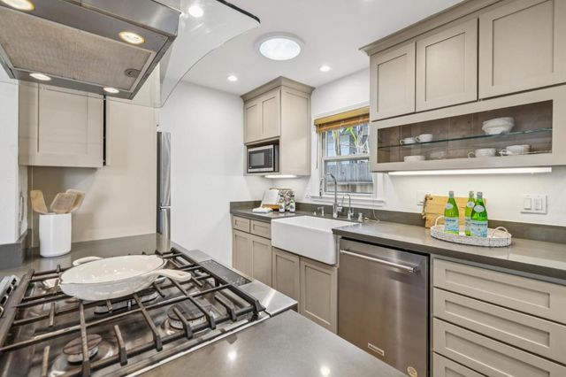 1435 47th Avenue, Capitola, CA 95010