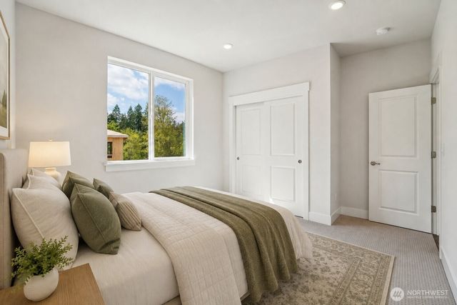 6406 213th Avenue Ct E, Lake Tapps, WA 98391