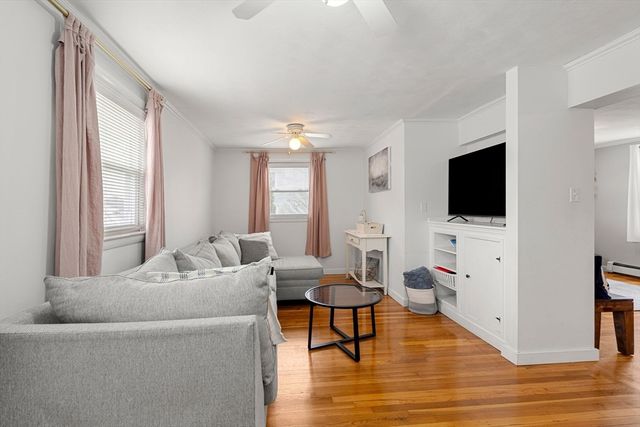 17 Ellington Road, Tewksbury, MA 01876