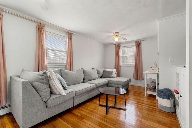 17 Ellington Road, Tewksbury, MA 01876