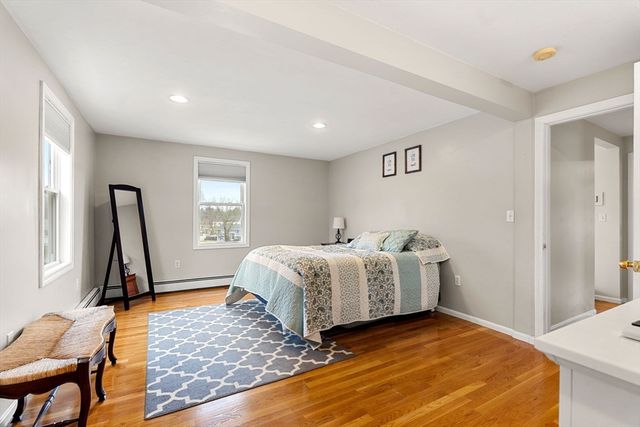 17 Ellington Road, Tewksbury, MA 01876