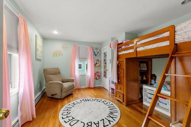 17 Ellington Road, Tewksbury, MA 01876