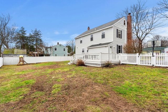 17 Ellington Road, Tewksbury, MA 01876