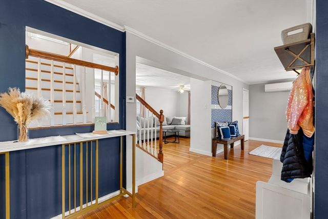 17 Ellington Road, Tewksbury, MA 01876