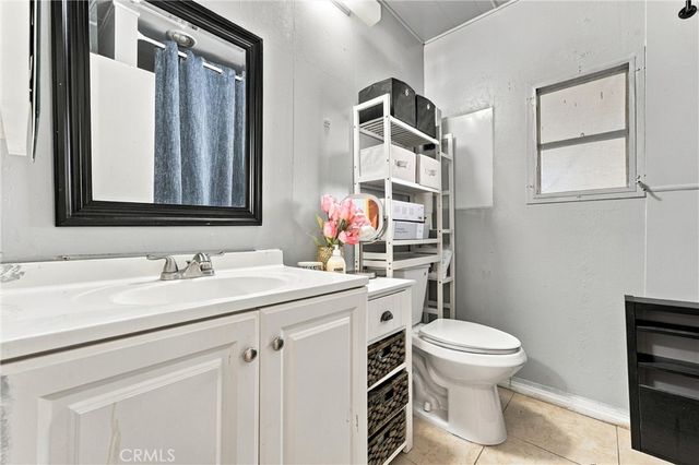 3050 W Ball Road 10, Anaheim, CA 92804
