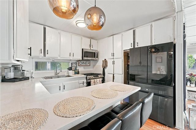 3050 W Ball Road 10, Anaheim, CA 92804