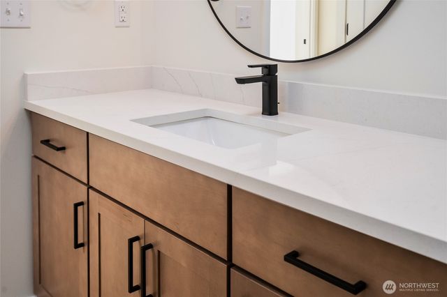 619 Legacy Way, Sedro Woolley, WA 98284