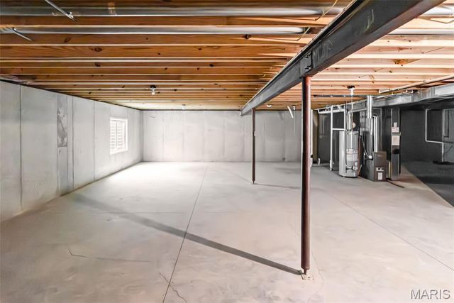 1737 Old Park Lane, Swansea, IL 62226