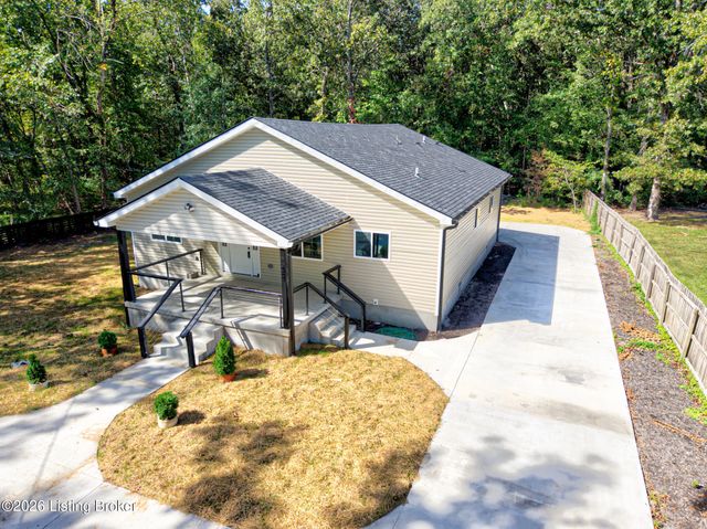 569 Pitts Point Rd, Shepherdsville, KY 40165