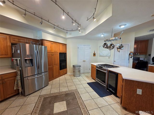 7313 Lakeside Court, Montgomery, AL 36117