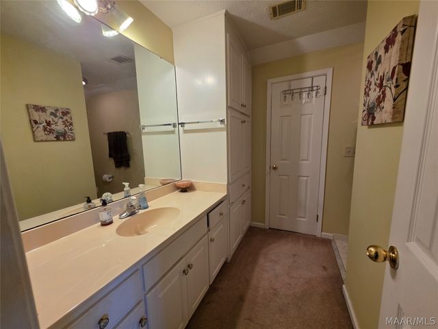 7313 Lakeside Court, Montgomery, AL 36117