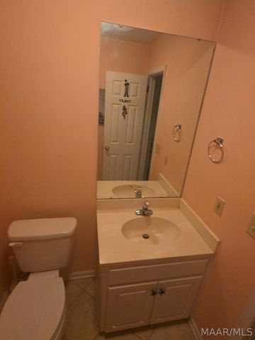 7313 Lakeside Court, Montgomery, AL 36117