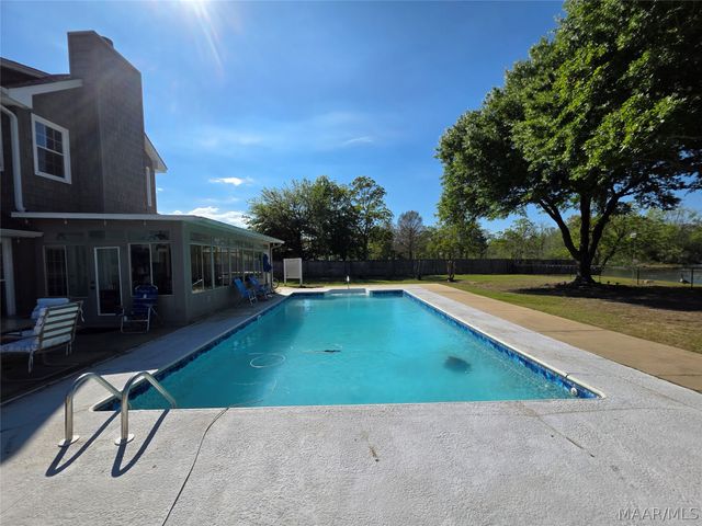 7313 Lakeside Court, Montgomery, AL 36117